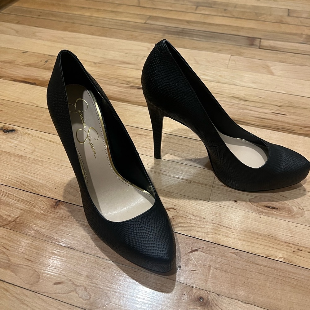 New Jessica Simpson pumps